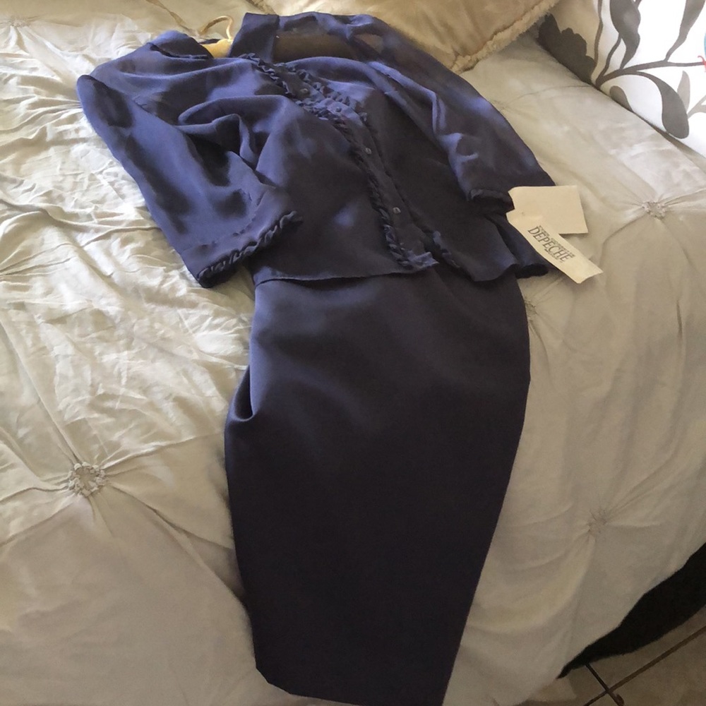 Great for a wedding!!!dress and “jacket” by Depeche Size 8. Dress is lin…